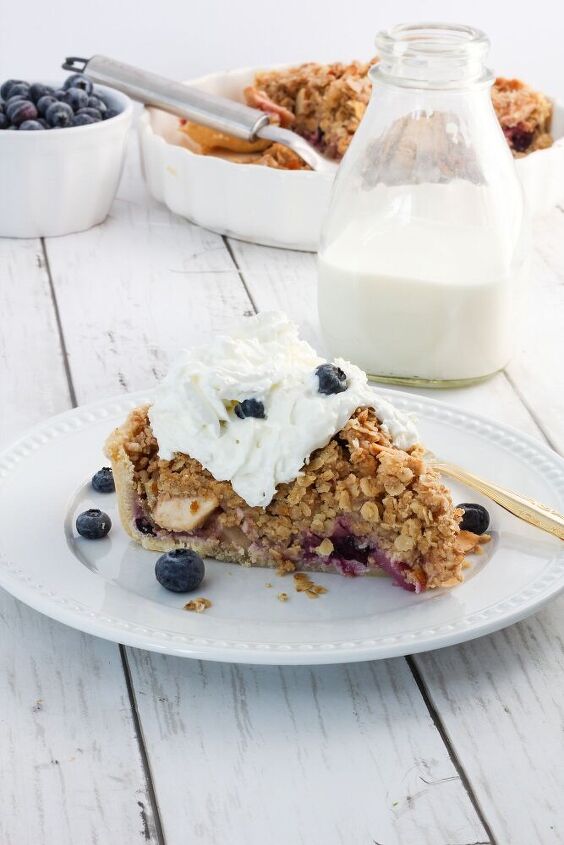 pear blueberry crumble pie