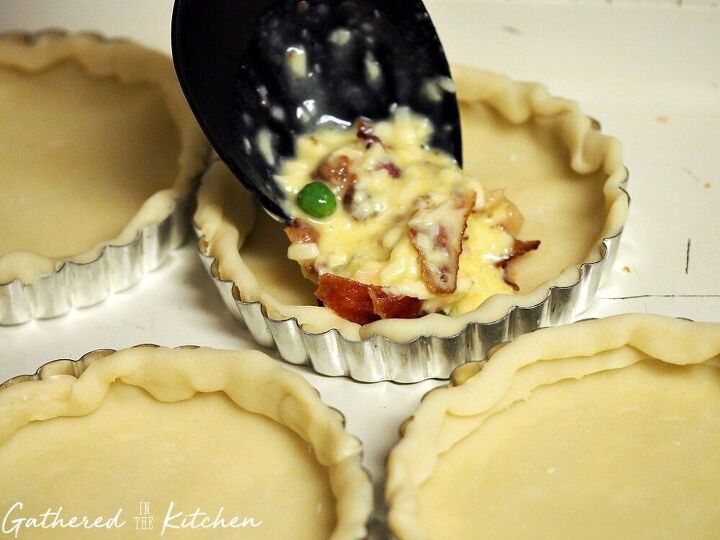 mini quiches with peas and bacon