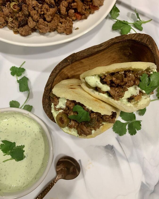 arepas with beef picadillo