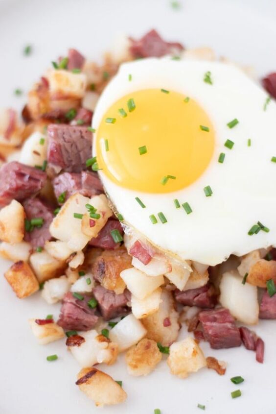 corned beef hash and fried eggs