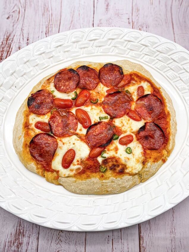 serrano salami honey pizza