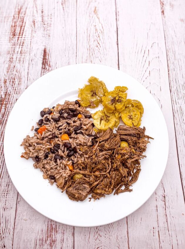 moros y cristianos black beans and rice