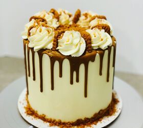 https://cdn-fastly.foodtalkdaily.com/media/2021/02/27/6529198/biscoff-cookie-butter-drip-cake.jpg?size=720x845&nocrop=1