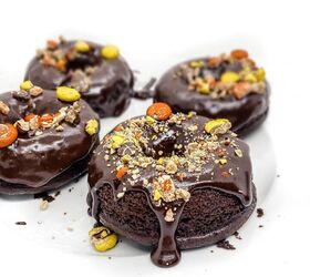 Double Chocolate Baked Donuts