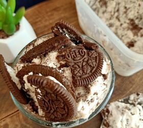11 classy wedding dessert recipes, Oreo Cookie Ice Cream