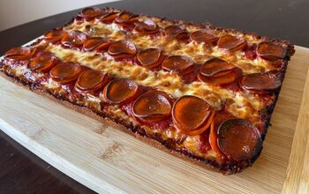 Detroit Style Pizza