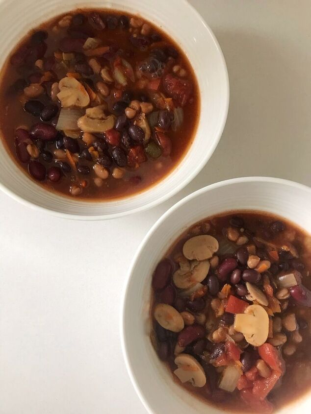 slow cooker three bean chili