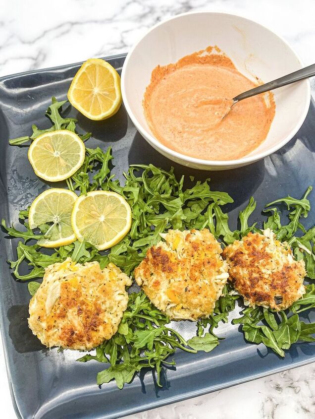 Best Crab Cakes With Chipotle Aioli