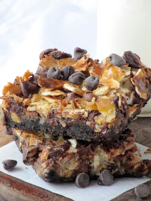 double chocolate pretzel magic bars