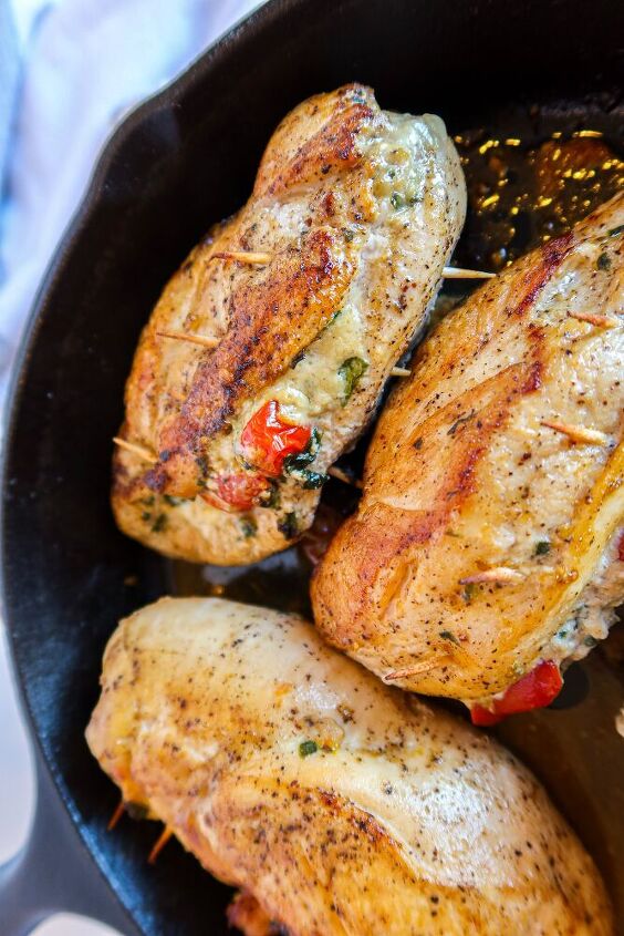 spinach blue cheese stuffed chicken breasts, Spinach Blue Cheese Stuffed Chicken Breasts