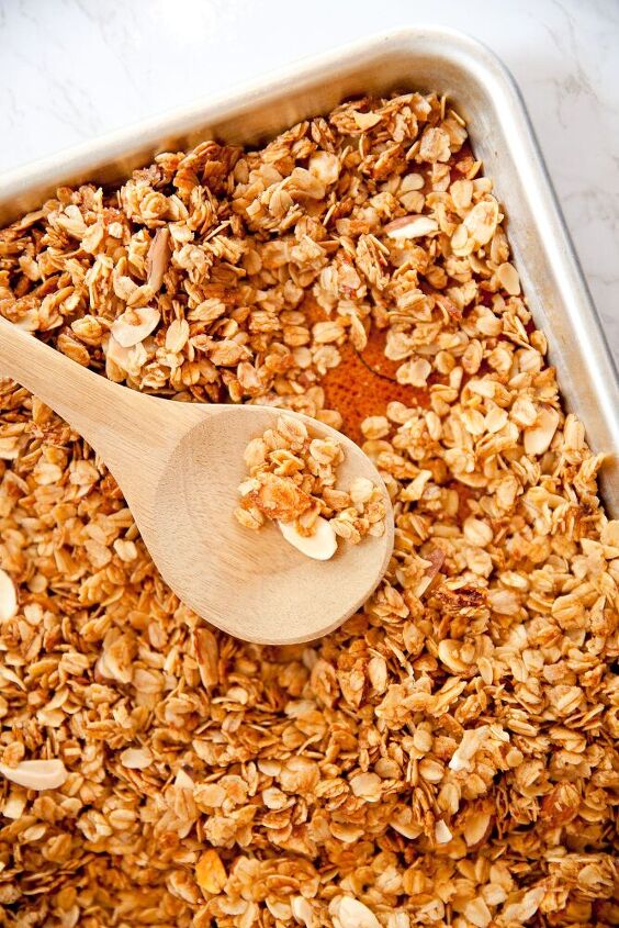 almond maple granola