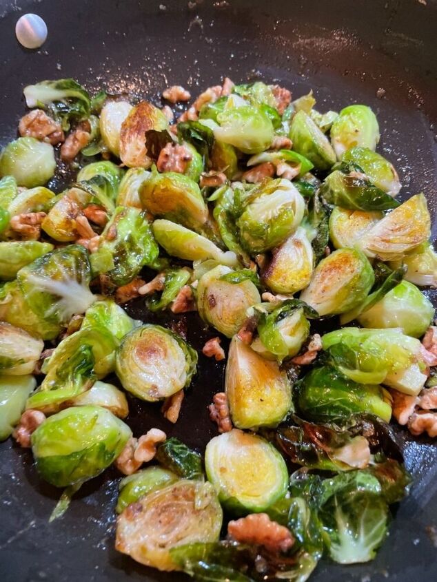 maple butter brusselsprouts