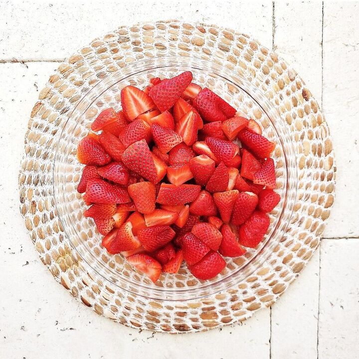 strawberry crisp