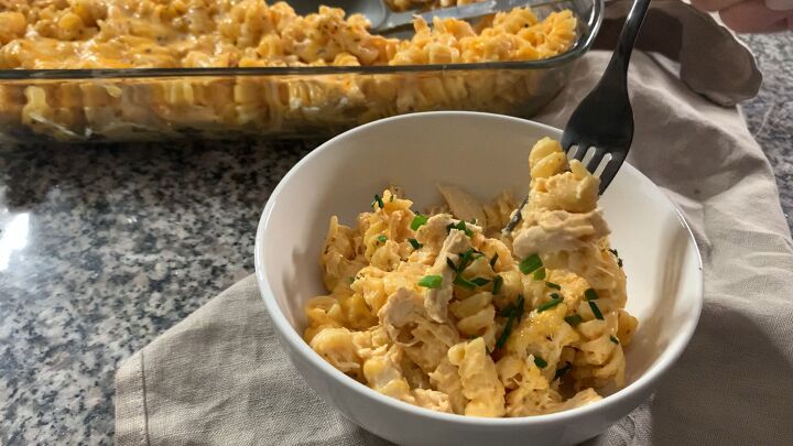 s 4 easy dump and bake casseroles to add to your dinner rotation, Buffalo Chicken Pasta Casserole