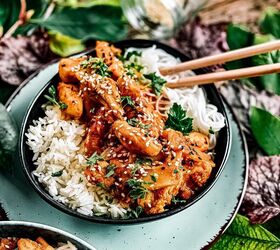 take out style spicy thai chicken with bamboo shoots
