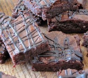 chocolate guinness stout brownies with a chocolate drizzle