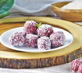 Beetroot-Coconut Balls/Beet-Coconut Halwa Truffles