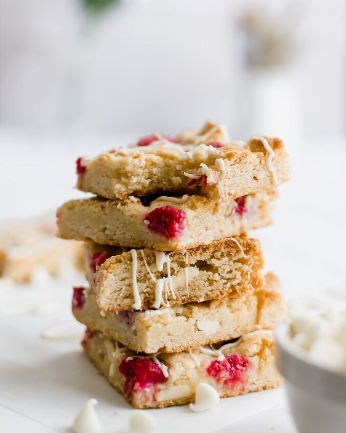 White Chocolate Raspberry Bars | Foodtalk