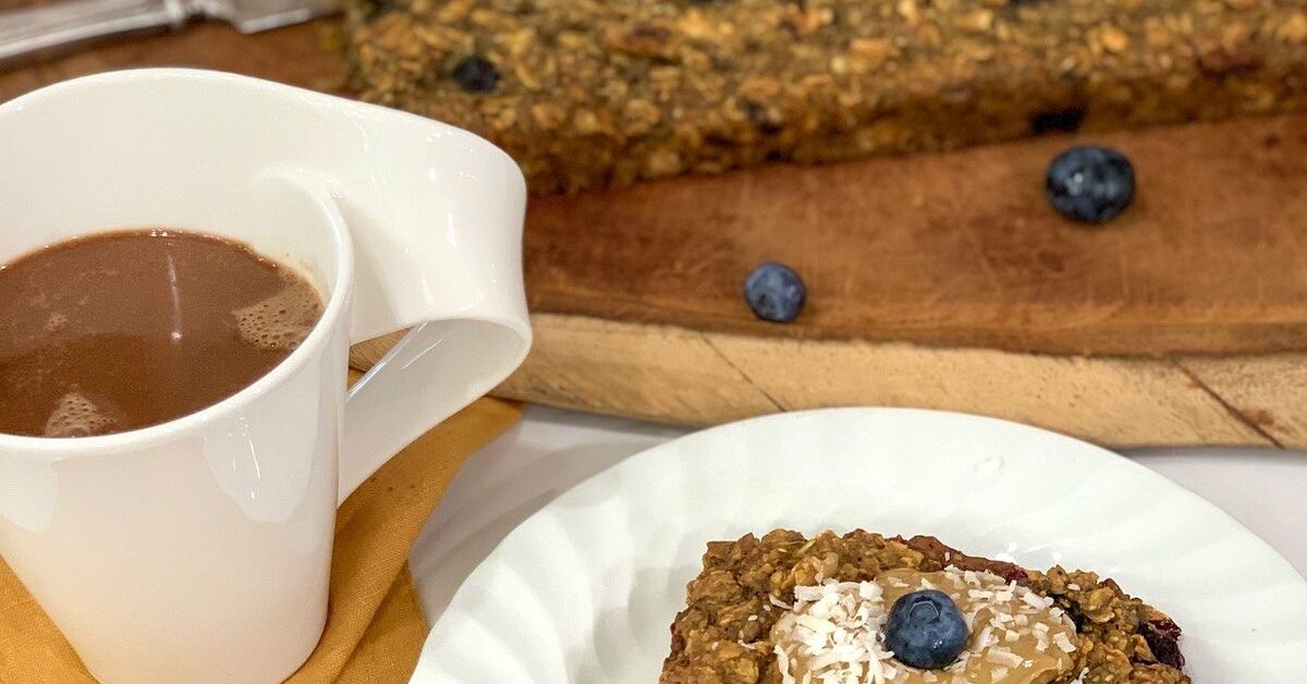 Blueberry Rasians Protein Baked Blueberry, Raisins & Nuts Gluten Free Oatmeal | Foodtalk