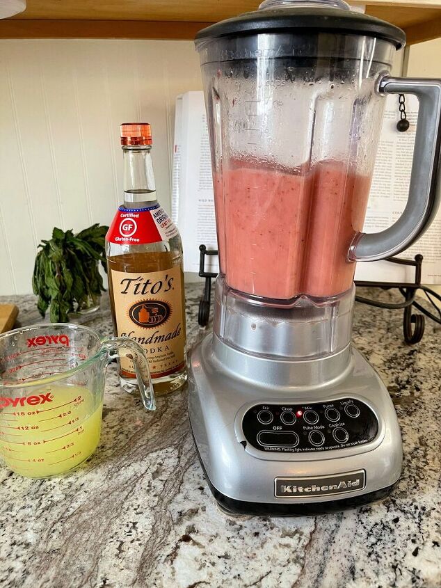refreshing strawberry lemonade recipe