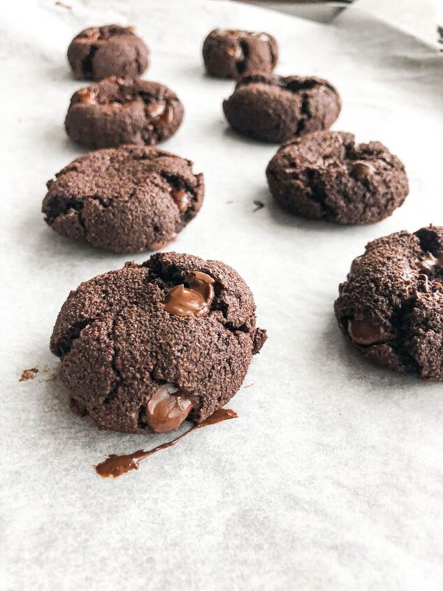 double chocolate almond flour cookies