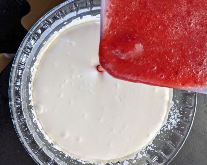 no churn strawberry coconut ice cream