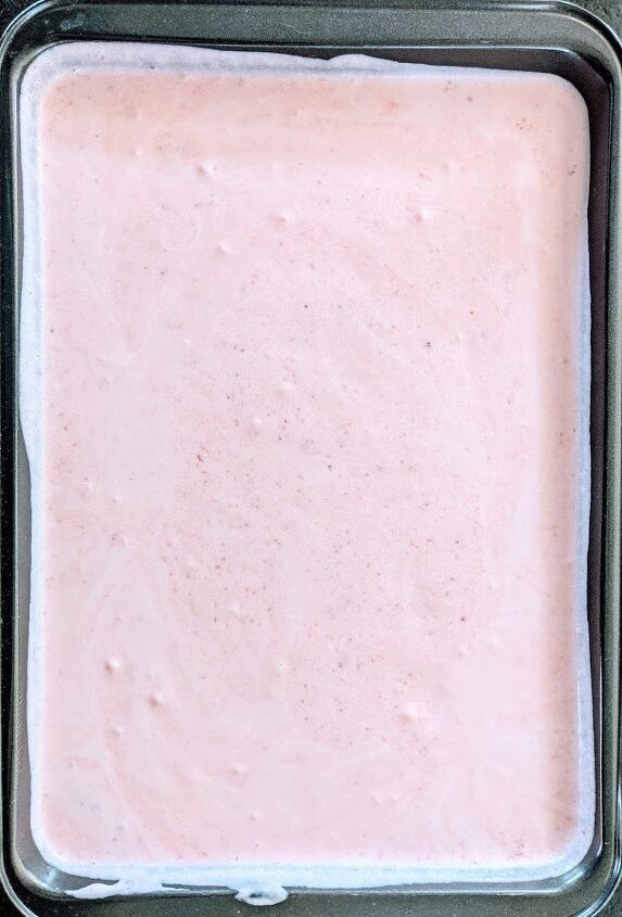 no churn strawberry coconut ice cream