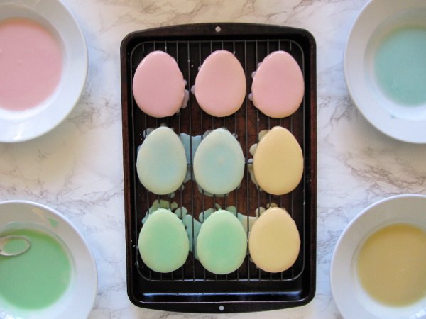 easy decorated easter egg sugar cookies
