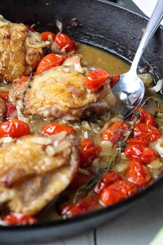 roasted chicken thighs with fennel and cherry tomatoes