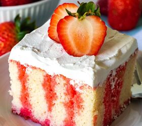 strawberry jello poke cake