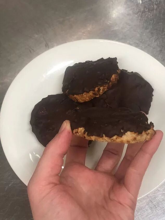homemade chocolate granola bars