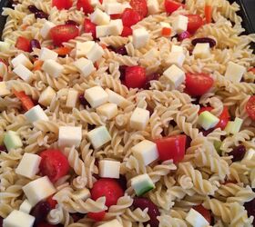 quick and easy pasta salad recipe for a crowd