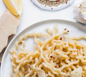 Garlic lovers: Introducing your new go-to pasta