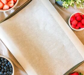 Easy Healthy Breakfast or Snack Vanilla Berry Frozen Yogurt Bark | Foodtalk