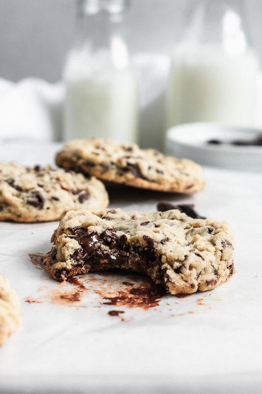 giant chocolate chip cookies