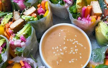 Rice Paper Rolls With Spring Veg, Ginger Sesame Tofu and Peanut Sauce