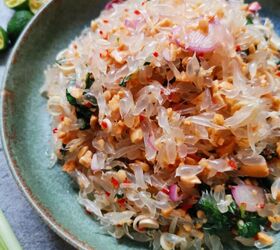 Authentic Thai Pomelo Salad (Yam Som-O) Recipe | Foodtalk
