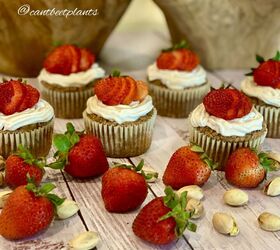 strawberry pistachio cupcakes