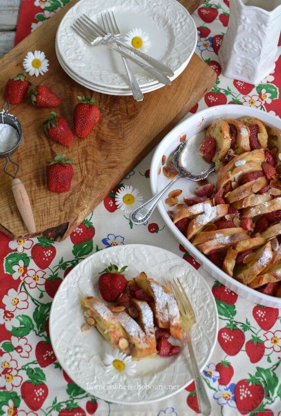 strawberry almond french toast casserole