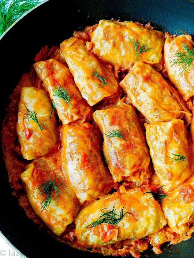 russian stuffed cabbage rolls golubtsi