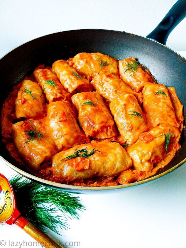 russian stuffed cabbage rolls golubtsi
