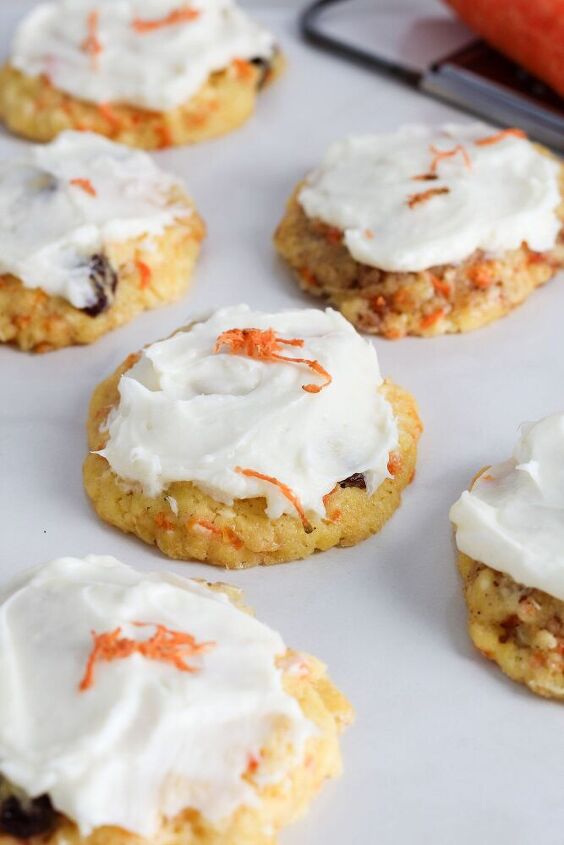 carrot cookies with lemon cream cheese frosting