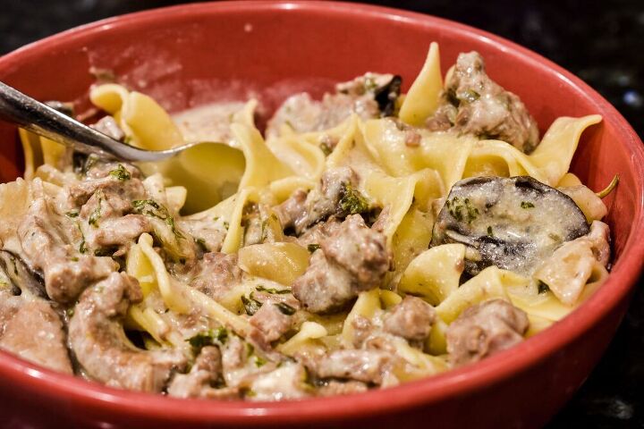 easy crock pot beef stroganoff with mushroom soup