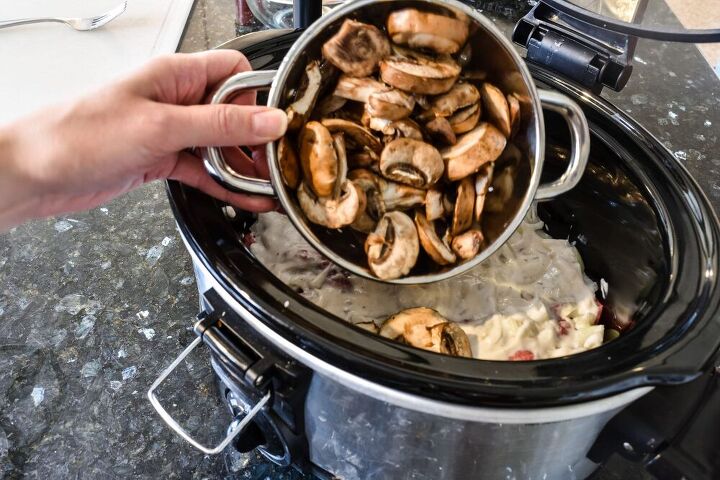 easy crock pot beef stroganoff with mushroom soup