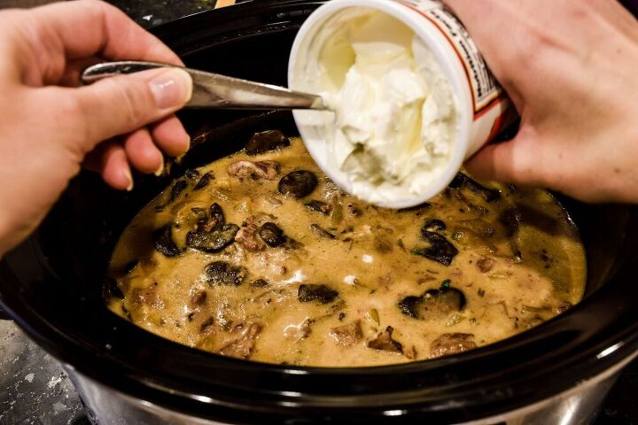 easy crock pot beef stroganoff with mushroom soup