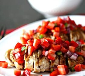 Grilled Chicken With Strawberry Salsa