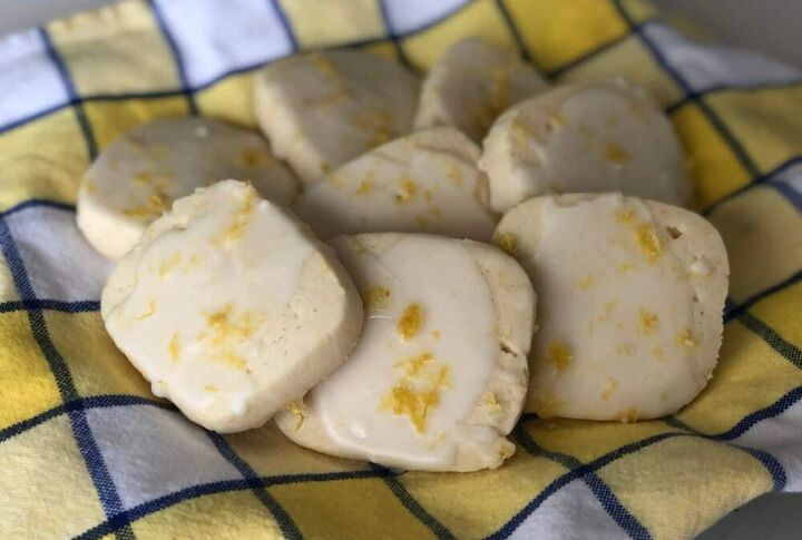 Easy Iced Lemon Cookies | Foodtalk