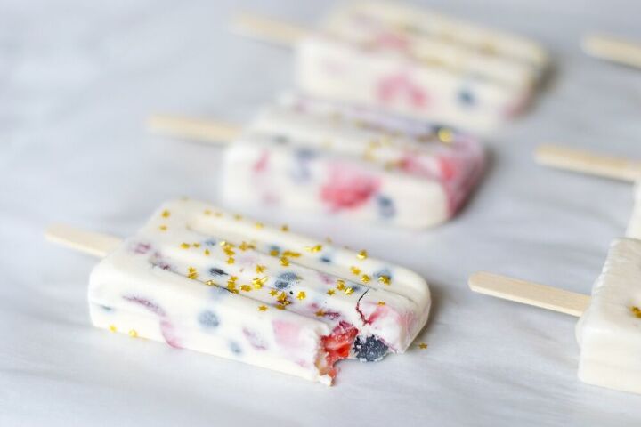 red white and blue ice cream popsicles