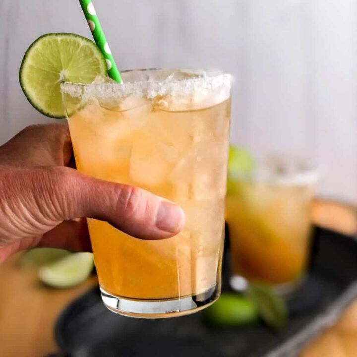 refreshing paloma cocktail, Cheers