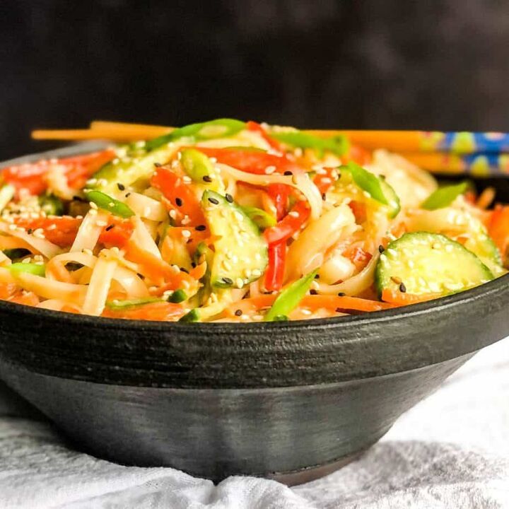 rice noodle salad with miso ginger dressing